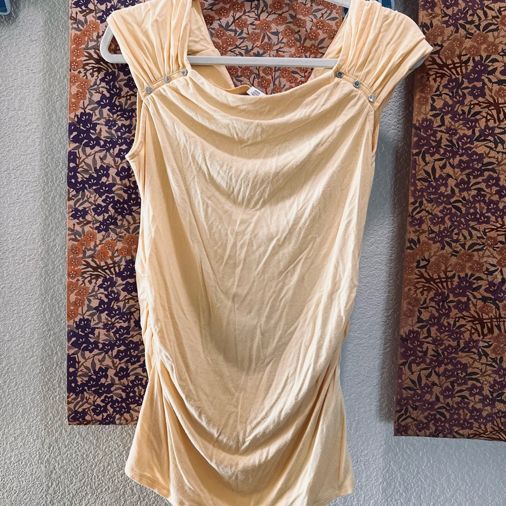 White House Black Market Pale Yellow Ruched Sides Tank Sz M